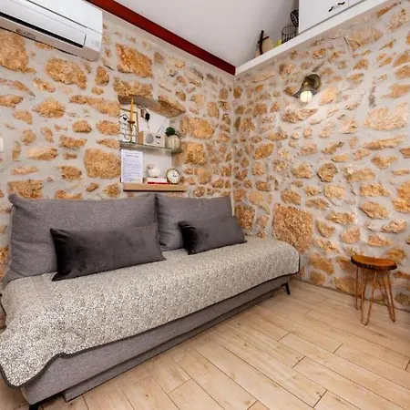 House Small Paradise Дом отдыха Slivno (Split-Dalmatia)
