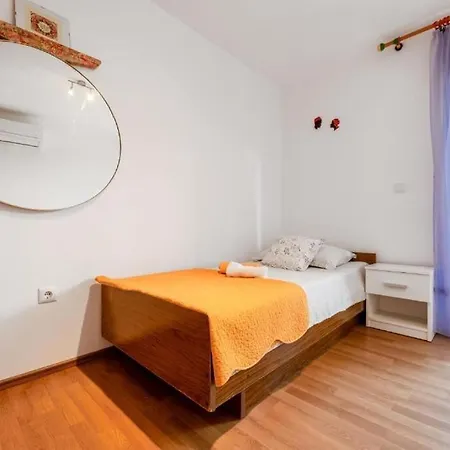 House Small Paradise Slivno (Split-Dalmatia)